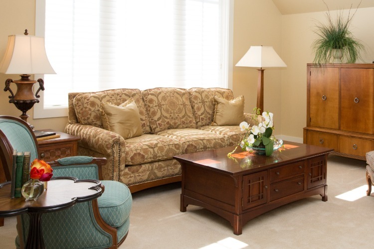 Spacious Living Cozy family room