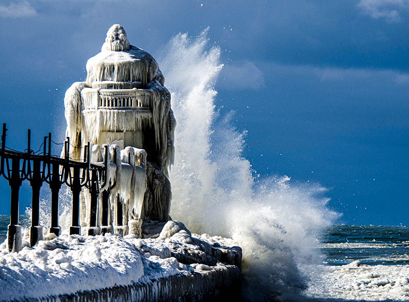 waves hie the icy dock