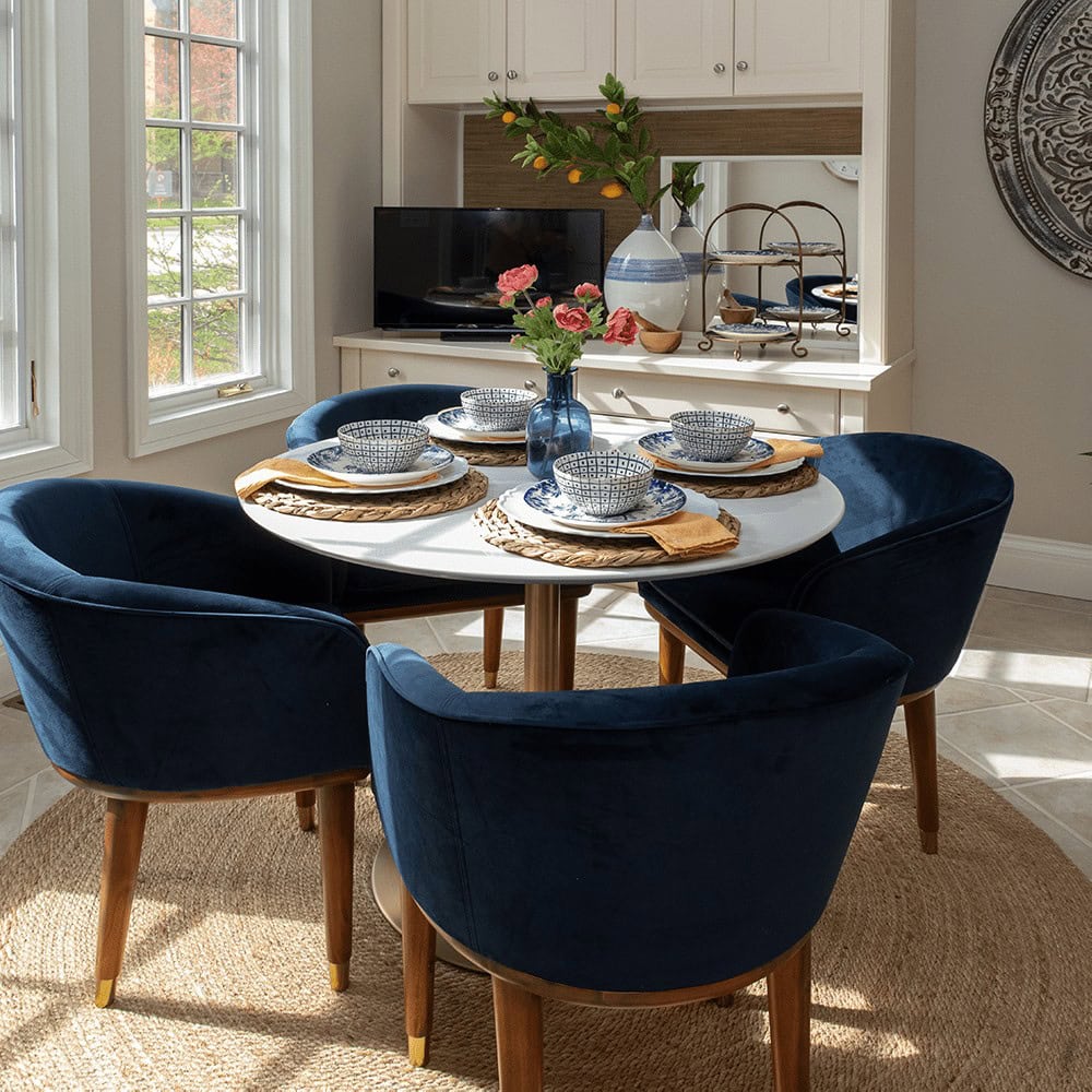 Breakfast nook