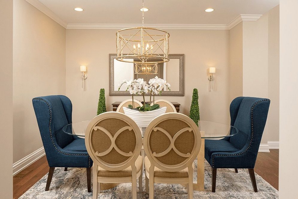 Villa Dining Room