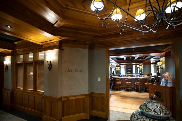 The Timbers Lounge and Grill