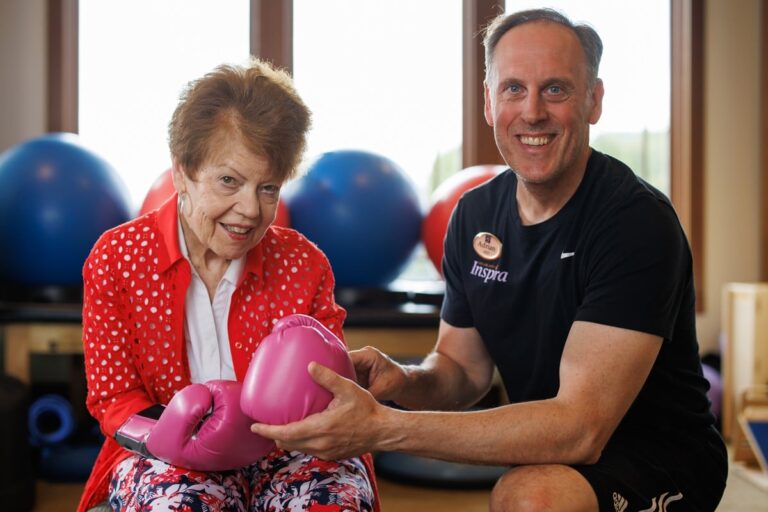 Garlands Member with Parkinson's doing light Poxing